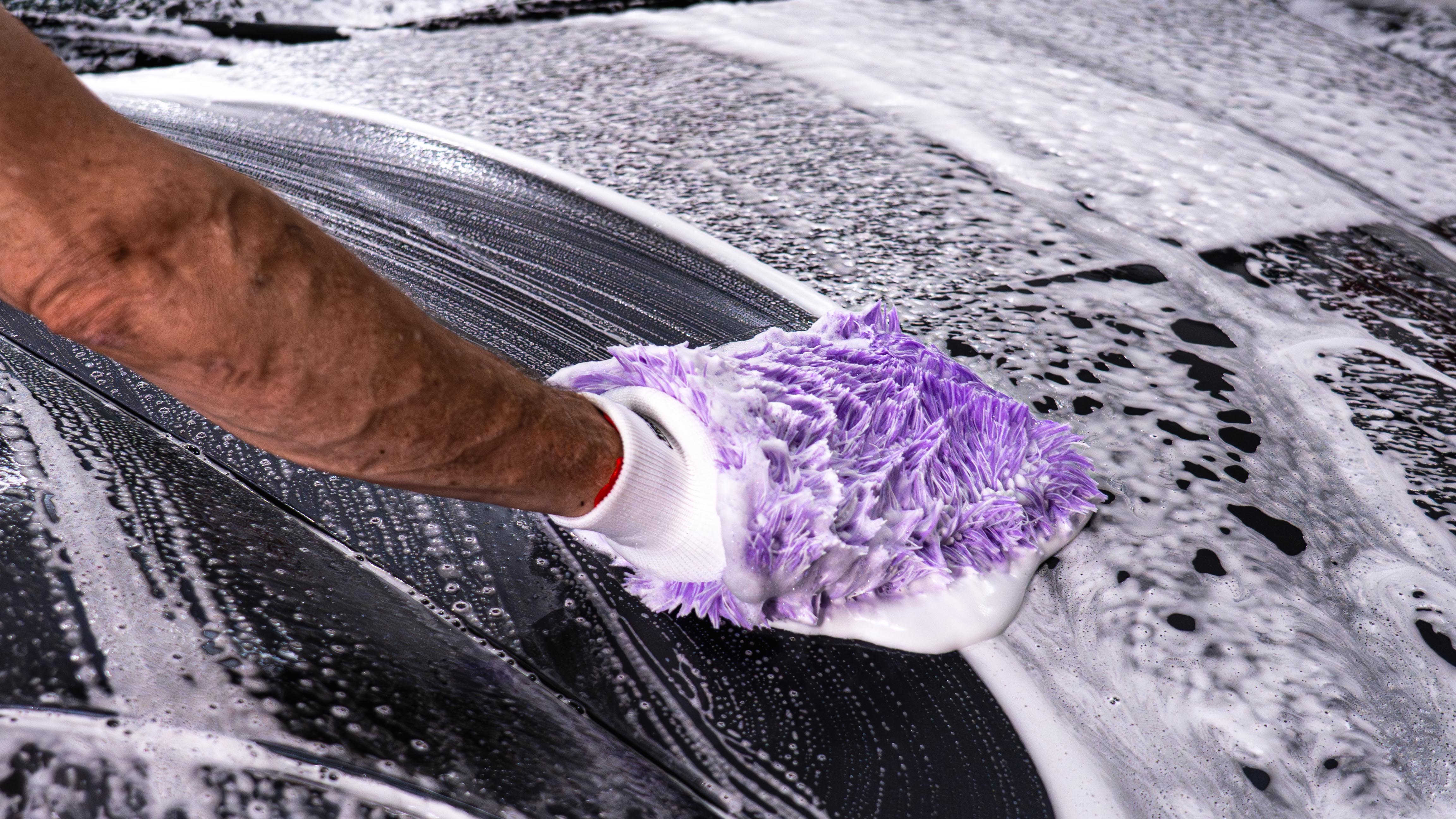 DIY Incredible Wash Mitt - Image 6